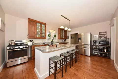 91 S Rural, Hartford, WI 53027