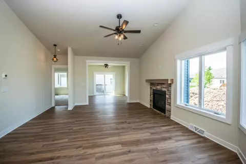 w206n16169 Stonebrook, Jackson, WI 53037
