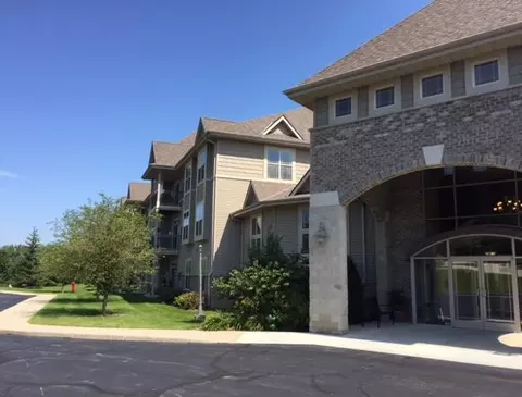 230 Hilldale #1303, Hartford, WI 53027