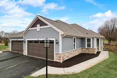 w204n17607 Laurel #102, Jackson, WI 53037