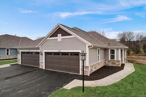 w204n17615 Laurel #202, Jackson, WI 53037