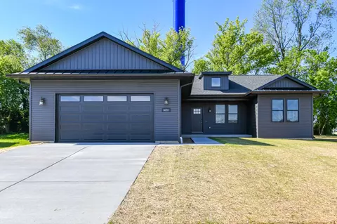 1420 Tamarack, Delavan, WI 53115