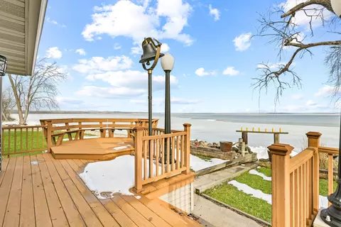 w8609 White Crow Road, Sumner, WI 53538