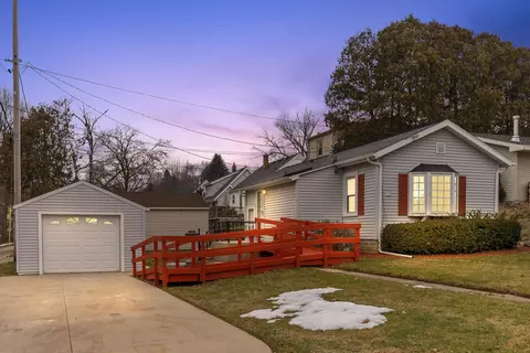 245 N N Spg, Port Washington, WI 53074