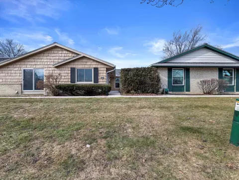 5270 Woodbridge, Greenfield, WI 53221