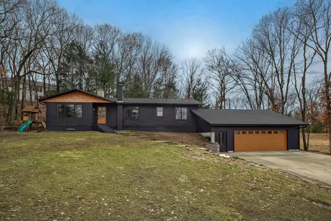 2203 Hillside, Altoona, WI 54720