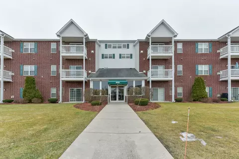 6020 S Buckhorn #206, Cudahy, WI 53110