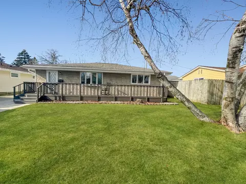 2716 S 16th, Sheboygan, WI 53081