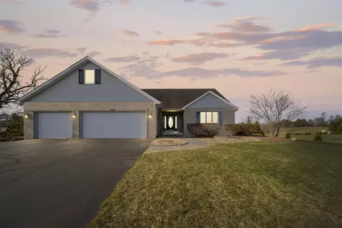 5030 352nd, Wheatland, WI 53105