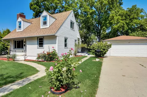 2600 W Ramsey, Milwaukee, WI 53221