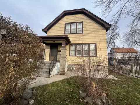 4002 W W Orch, Milwaukee, WI 53215