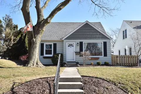 2934 N 89th, Milwaukee, WI 53222