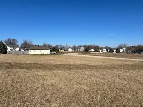 252 Kuehl, Iron Ridge, WI 53035