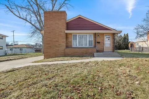 7345 W Beckett, Milwaukee, WI 53216