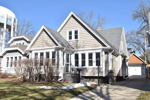 5620 W Martin, Milwaukee, WI 53208