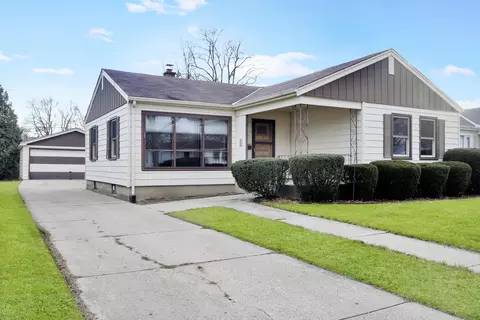 2227 W Lawn, Milwaukee, WI 53209