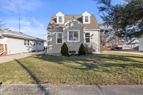1013 Sycamore, Racine, WI 53406