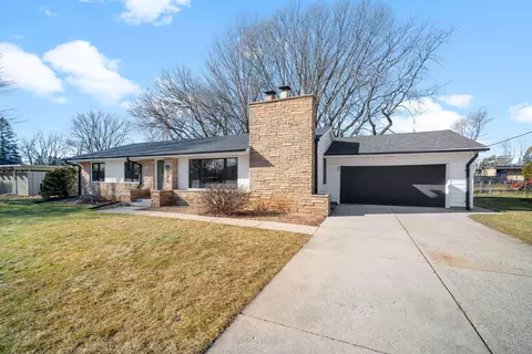 8695 N Regent, Fox Point, WI 53217