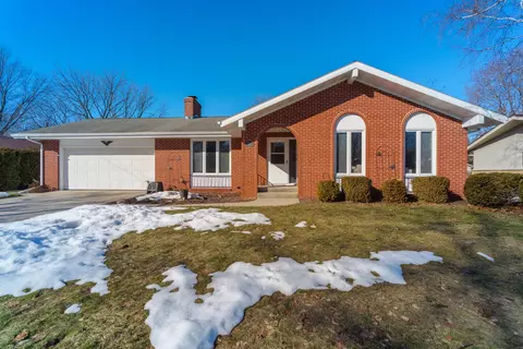 3204 Stokes, Manitowoc, WI 54220