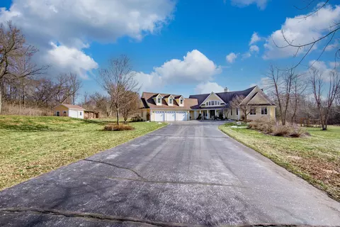 8776 Fairview, Wayne, WI 53002