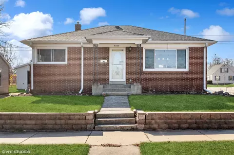 4525 Victory, Racine, WI 53405