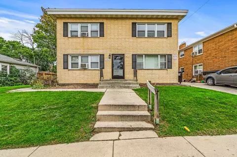 1917 Fairview, Racine, WI 53403