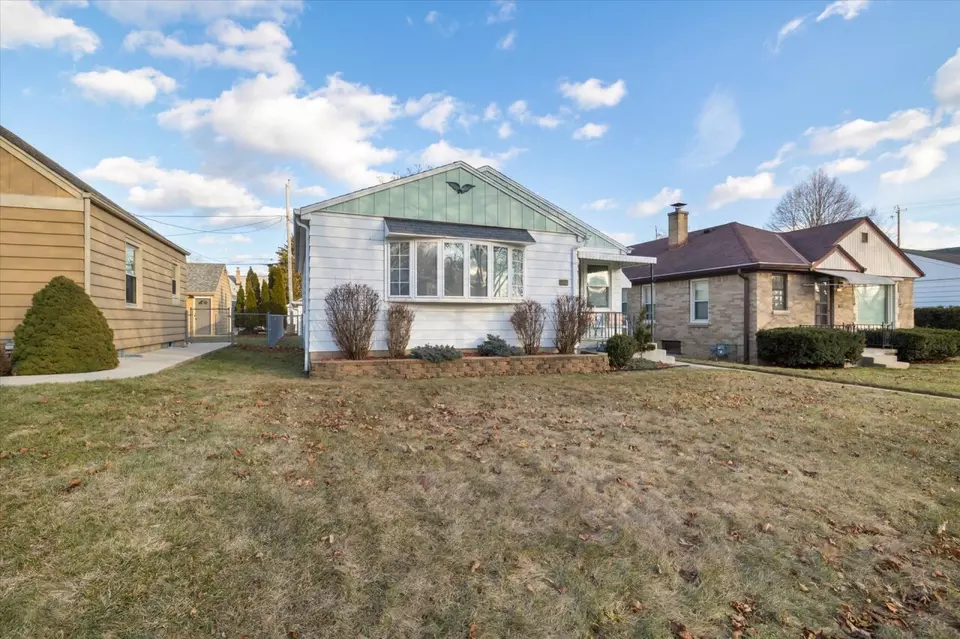  3142 N 80th, Milwaukee, WI 53222 photo 1