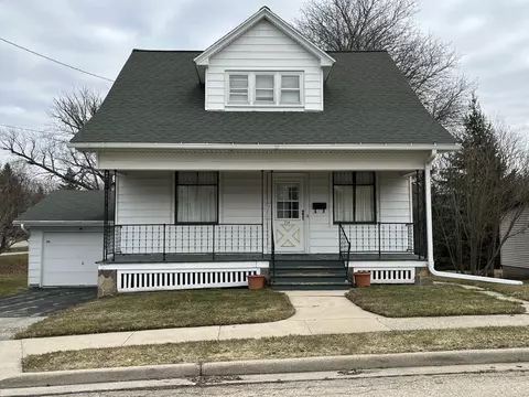214 Grove, Mayville, WI 53050