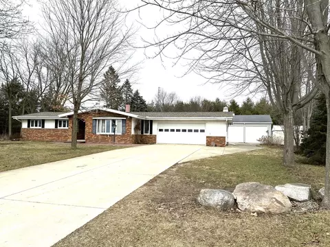 w4310 Emerald Drive, Watertown, WI 53094