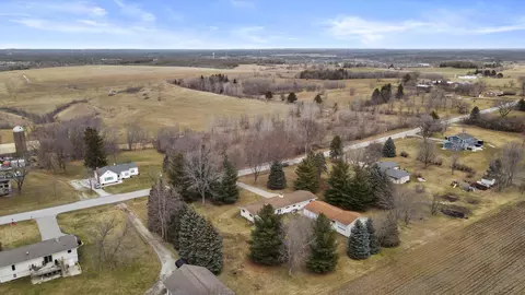 w2347 Swoboda Road, East Troy, WI 53120