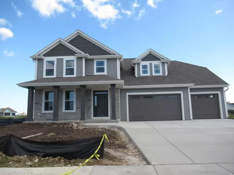 1291 Violet, Oconomowoc, WI 53066