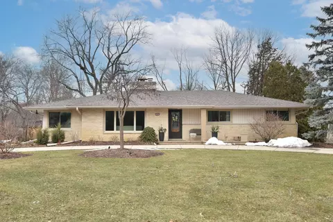 12012 W Walnut, Wauwatosa, WI 53226