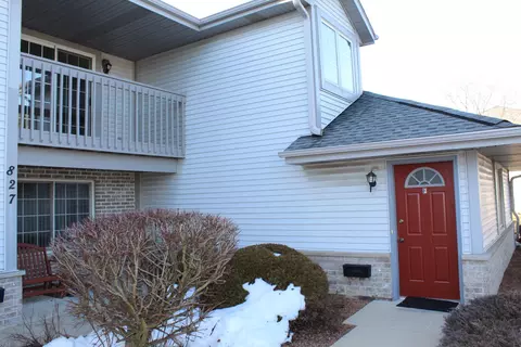 827 Quinlan, Pewaukee, WI 53072