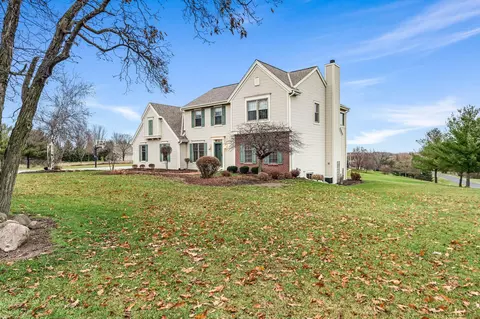 w327s9400 Nicole, Mukwonago, WI 53149