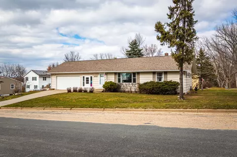 3717 Easter, La Crosse, WI 54601