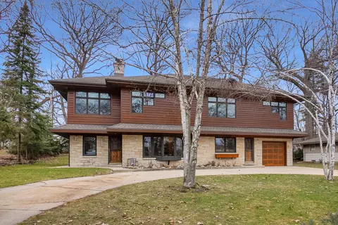 1325 Parkway, Brookfield, WI 53005