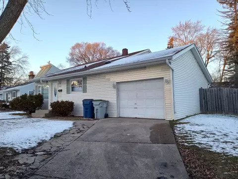 7840 W Caldwell, Milwaukee, WI 53218