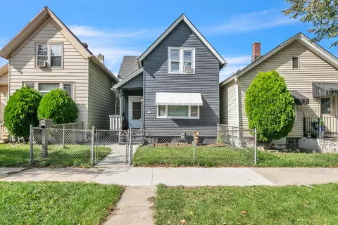1535 S 3rd, Milwaukee, WI 53204