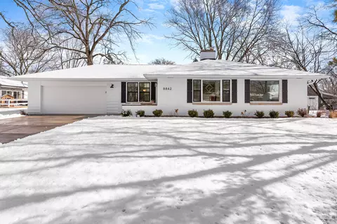 8842 N Pelham, Bayside, WI 53217