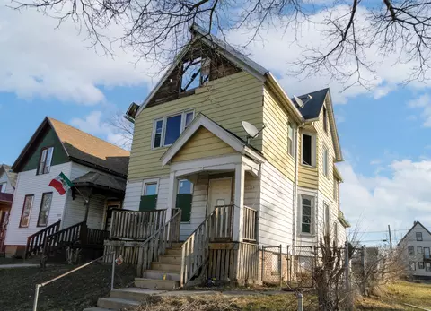 2622 N 24th #22A, Milwaukee, WI 53206