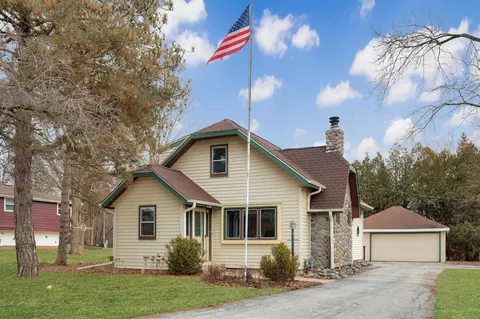 12422 N Pilot, Mequon, WI 53092