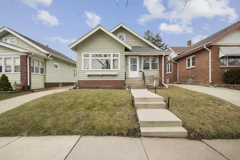 716 Monroe, Racine, WI 53405