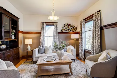 713 E Townsend, Milwaukee, WI 53212