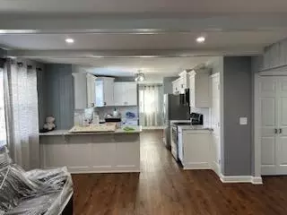 12840 W Crawford, New Berlin, WI 53151