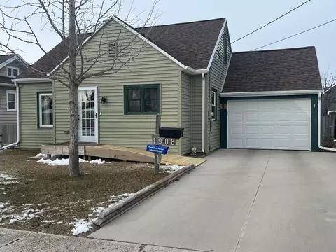 1908 29th, Two Rivers, WI 54241