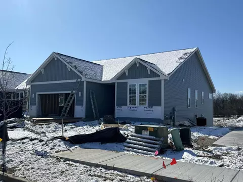 1543 Butternut, Oconomowoc, WI 53066