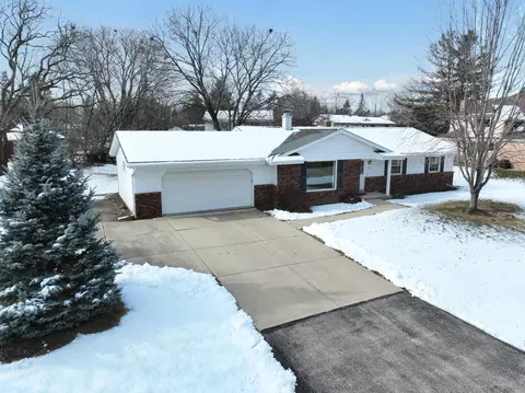 6909 N Berwyn, Glendale, WI 53209