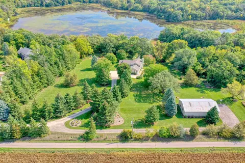 35223 Sunset, Summit, WI 53066