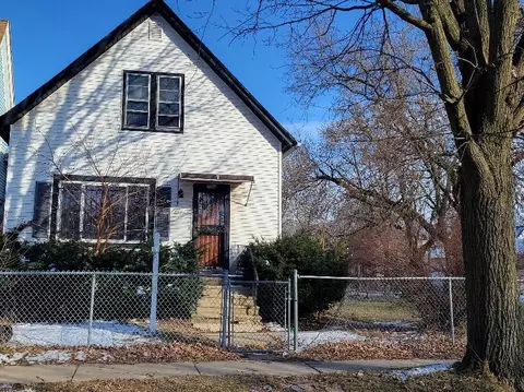 3304 N 12th, Milwaukee, WI 53206