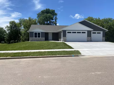 2720 Beyer, Onalaska, WI 54650